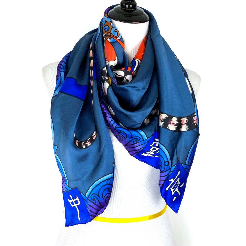 New Vintage 1990s Huali Chinese Opera Print Large Silk Scarf Sz 41" X 41" - Picture 2 of 16